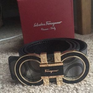 NEW Ferragamo belt